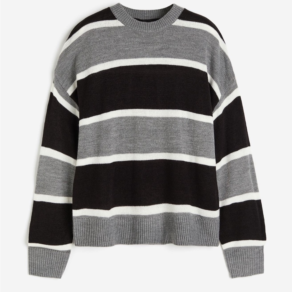 ⭐️ NWT Divided Jacquard-Knit black, grey & white crew-neck Sweater- M